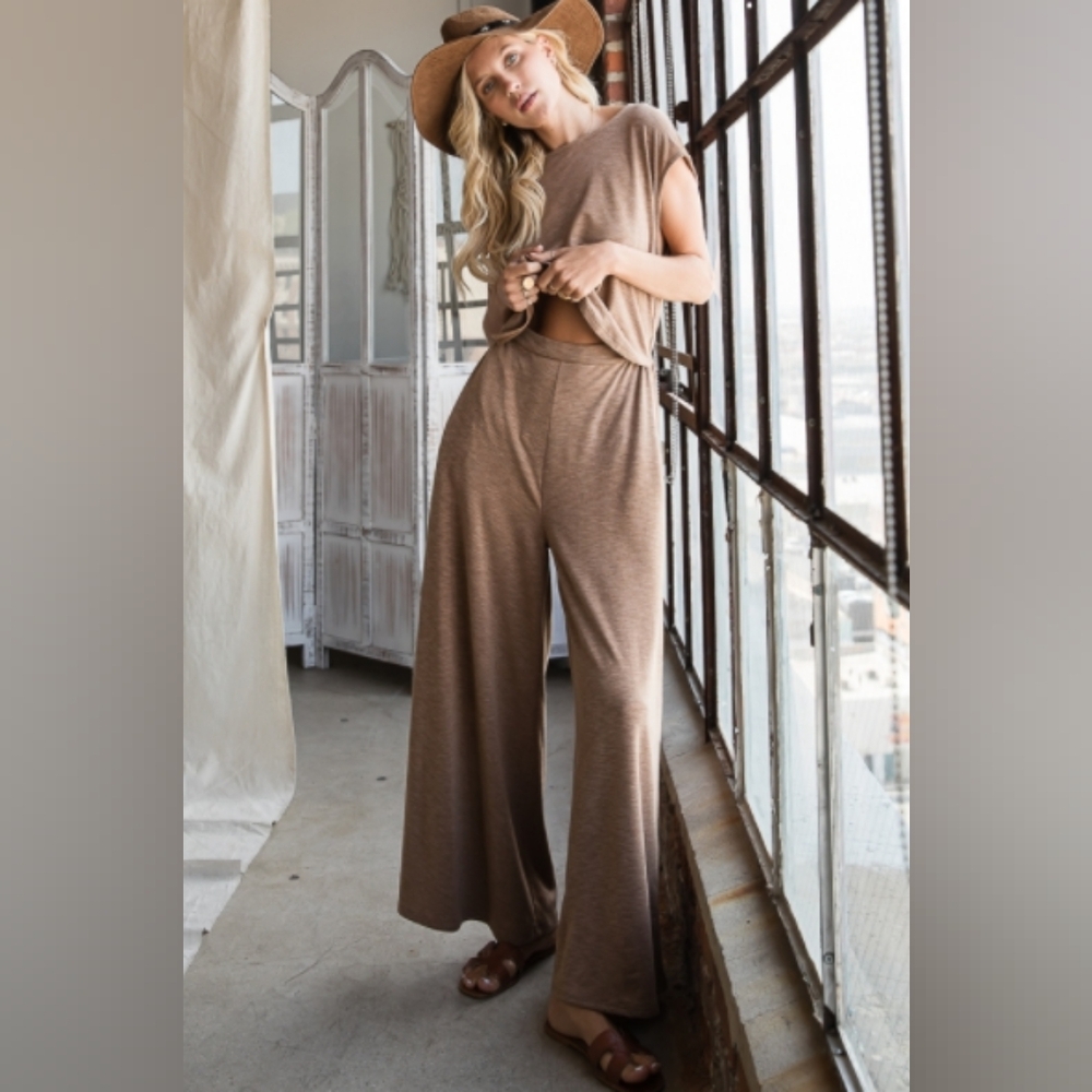 Bucket list Open Front Wide Leg Jumpsuit Size Large